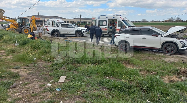 Çorlu'da zincirleme kaza: 3'ü askeri personel 6 yaralı